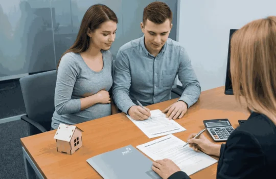Rodzinny kredyt mieszkaniowy bez wkładu własnego – kto się kwalifikuje i jak złożyć wniosek?